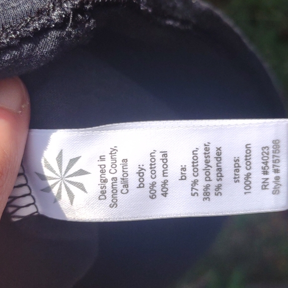 Athleta dress with built in bra - Picture 6 of 8